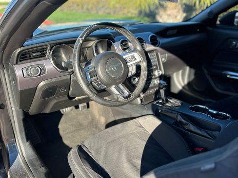 Used 2015 Ford Mustang GT image 15