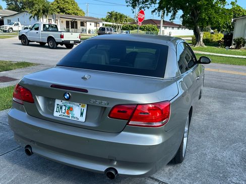Used 2007 BMW 335i Convertible RWD image 11