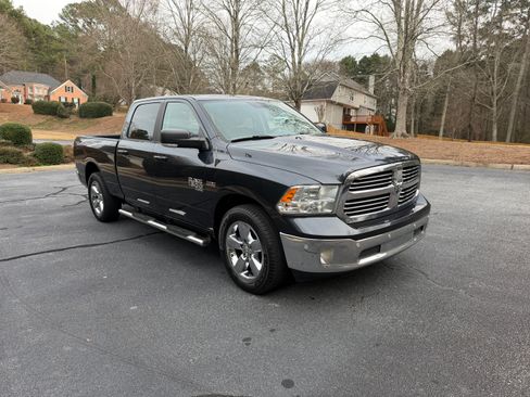 Used 2019 RAM 1500 Big Horn image 4