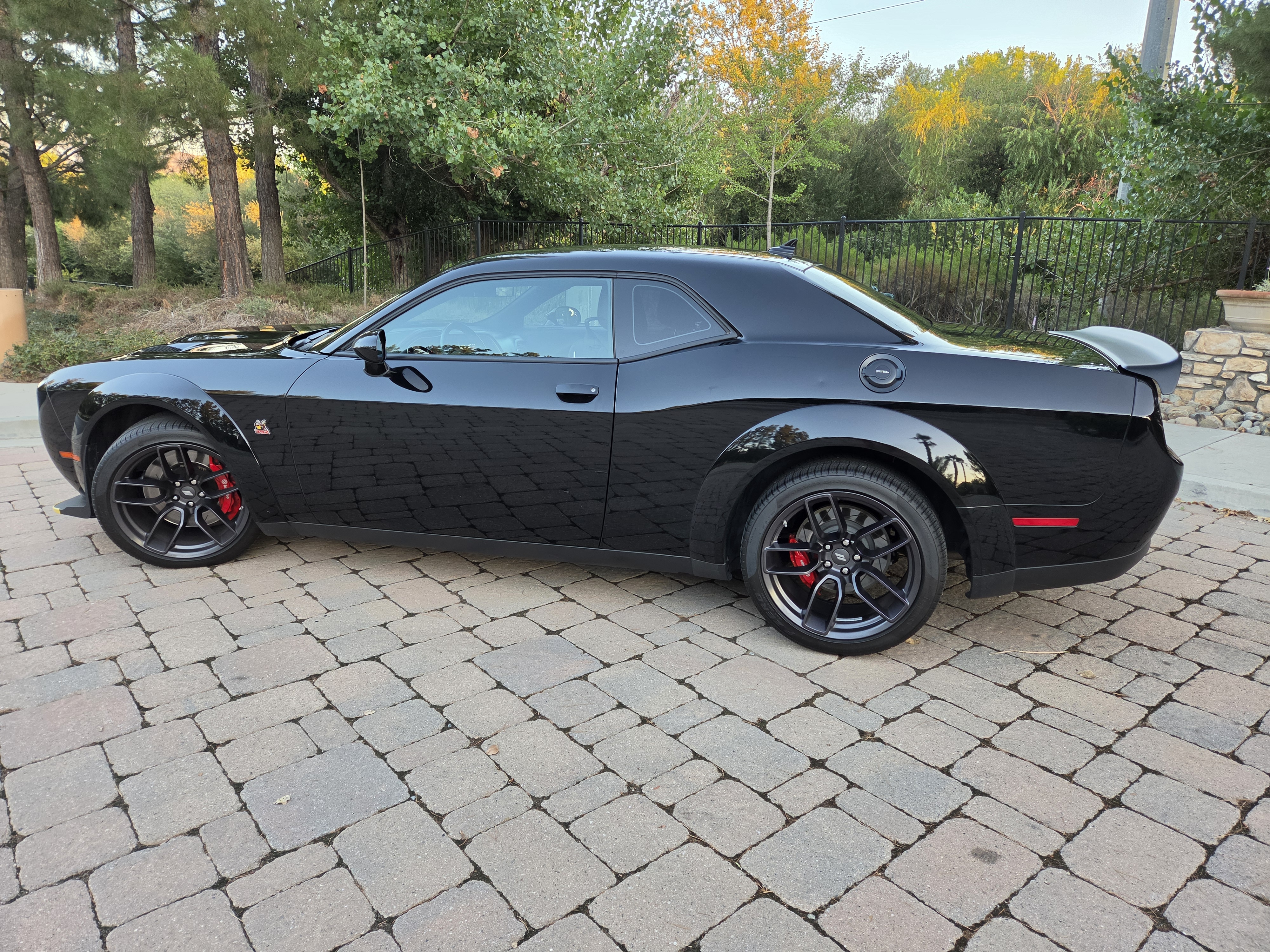 Used 2020 Dodge Challenger R/T Scat Pack RWD image 10