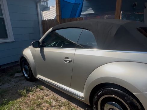 Used 2015 Volkswagen Beetle 1.8T FWD image 17