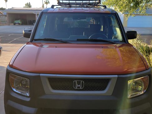Used 2005 Honda Element EX image 2