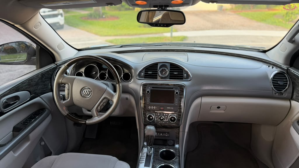 Used 2014 Buick Enclave Convenience FWD image 5