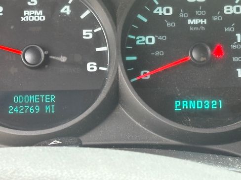 Used 2012 Chevrolet Silverado 1500 W/T w/ LS Package image 13