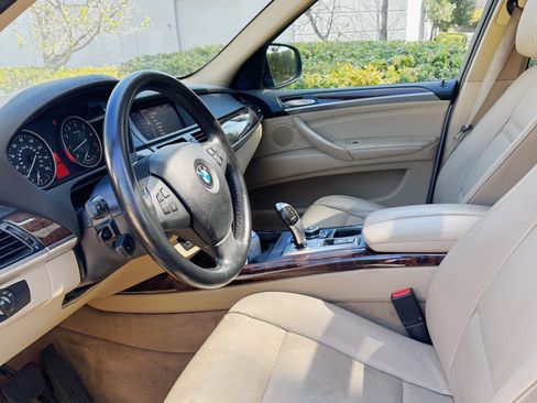 Used 2011 BMW X5 xDrive35i image 5