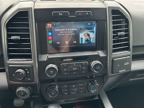 Used 2020 Ford F150 XLT w/ Equipment Group 302A Luxury image 11