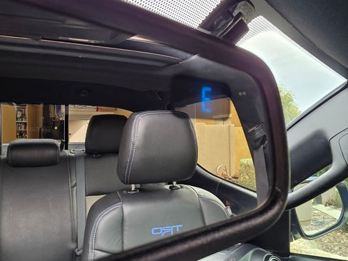 Used 2017 Toyota Tacoma TRD Off-Road image 24