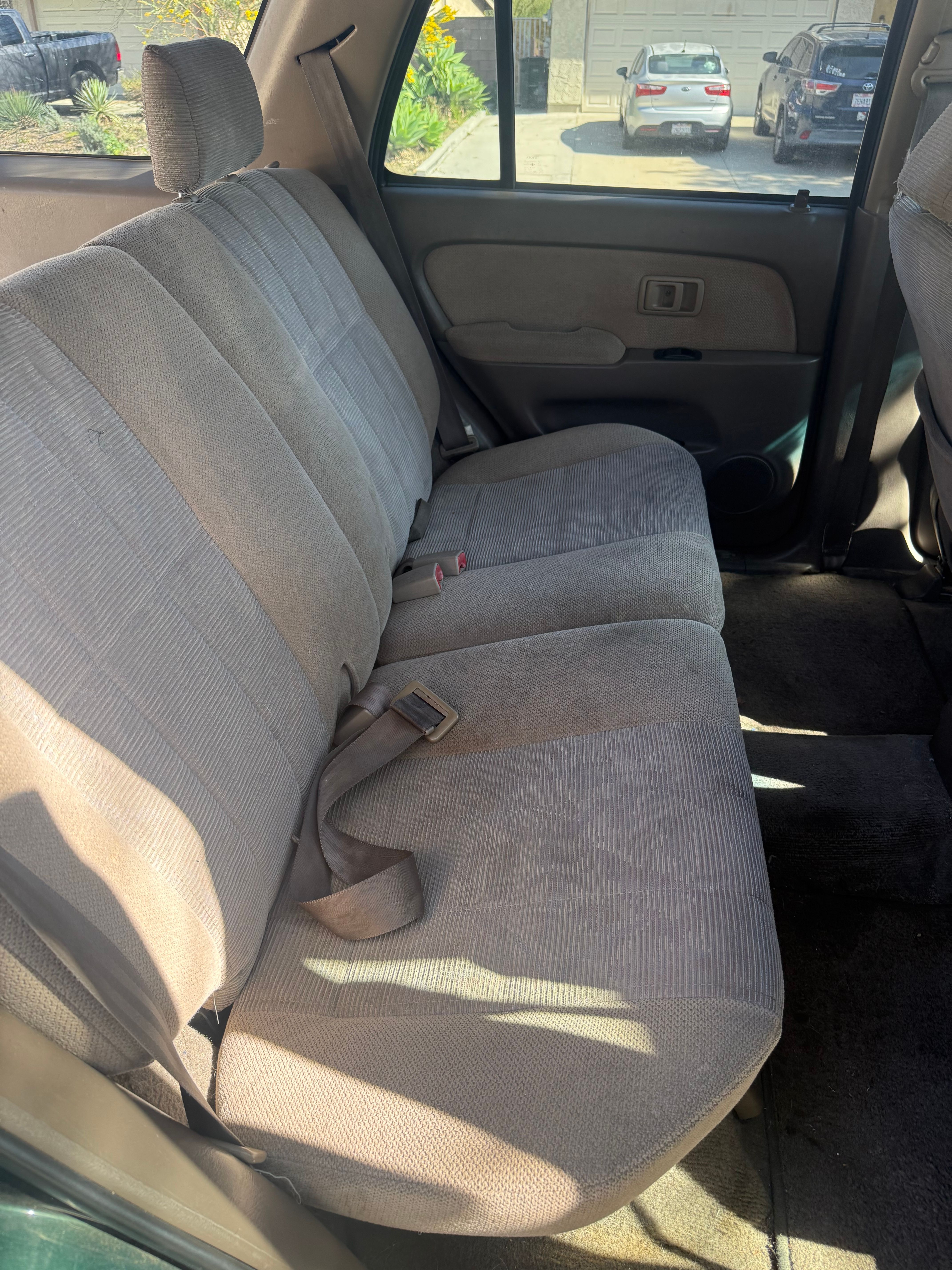 Used 1999 Toyota 4Runner SR5 w/ Upgrade Value Pkg 2 AWD/4WD image 23