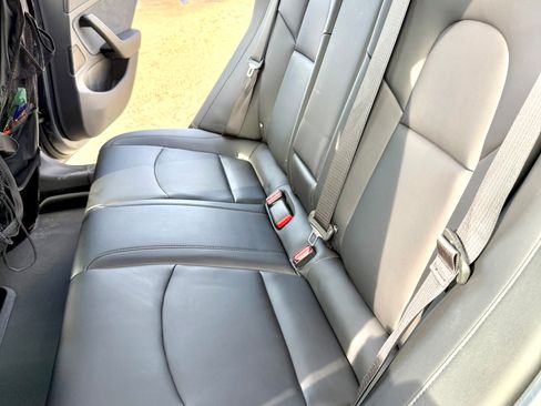 Used 2017 Tesla Model 3 Long Range RWD image 15