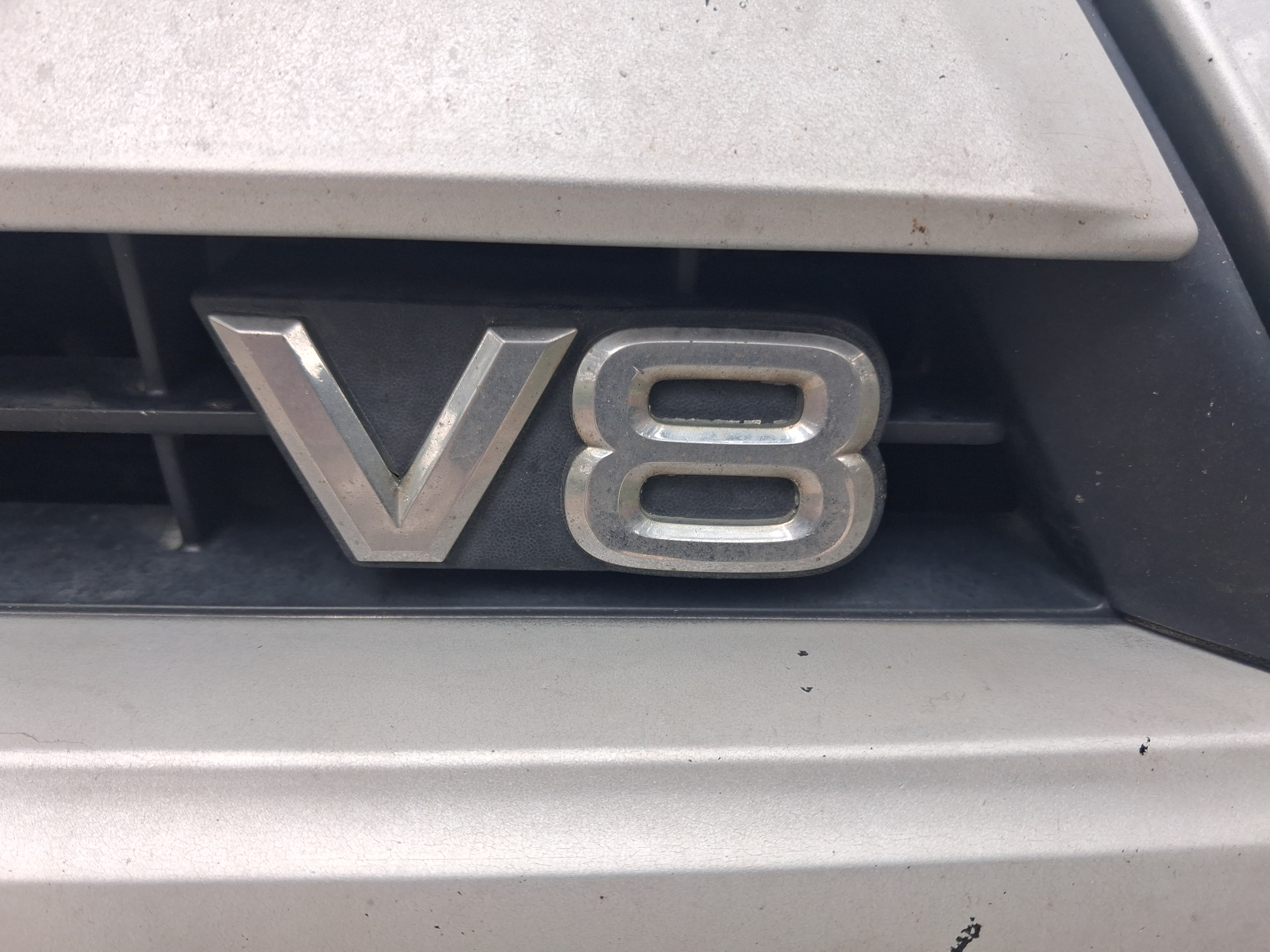 Used 2004 Toyota 4Runner SR5 AWD/4WD image 5