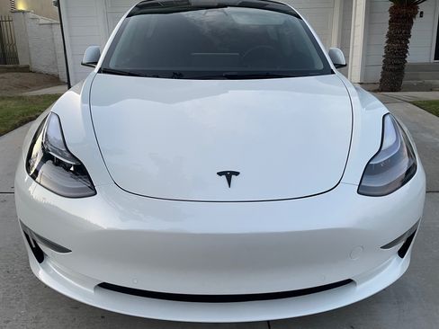 Used 2022 Tesla Model 3 RWD image 1