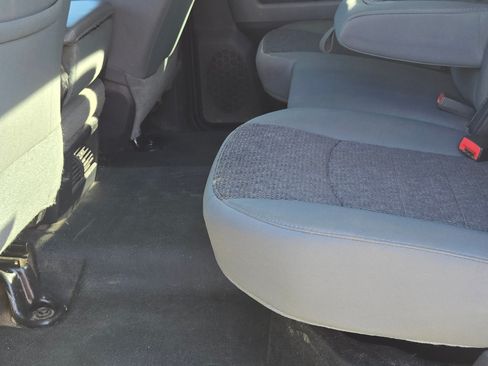 Used 2016 RAM 5500 SLT w/ Quick Order Package 29G SLT image 10