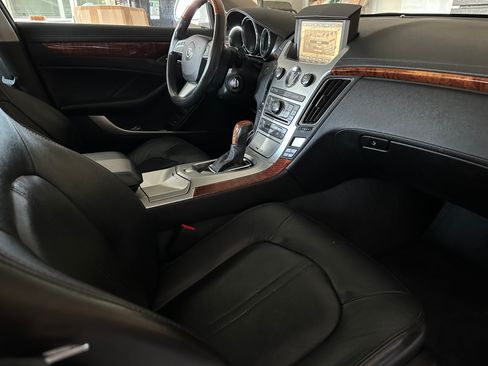 Used 2008 Cadillac CTS 3.6 w/ Luxury Level Two Package RWD image 10