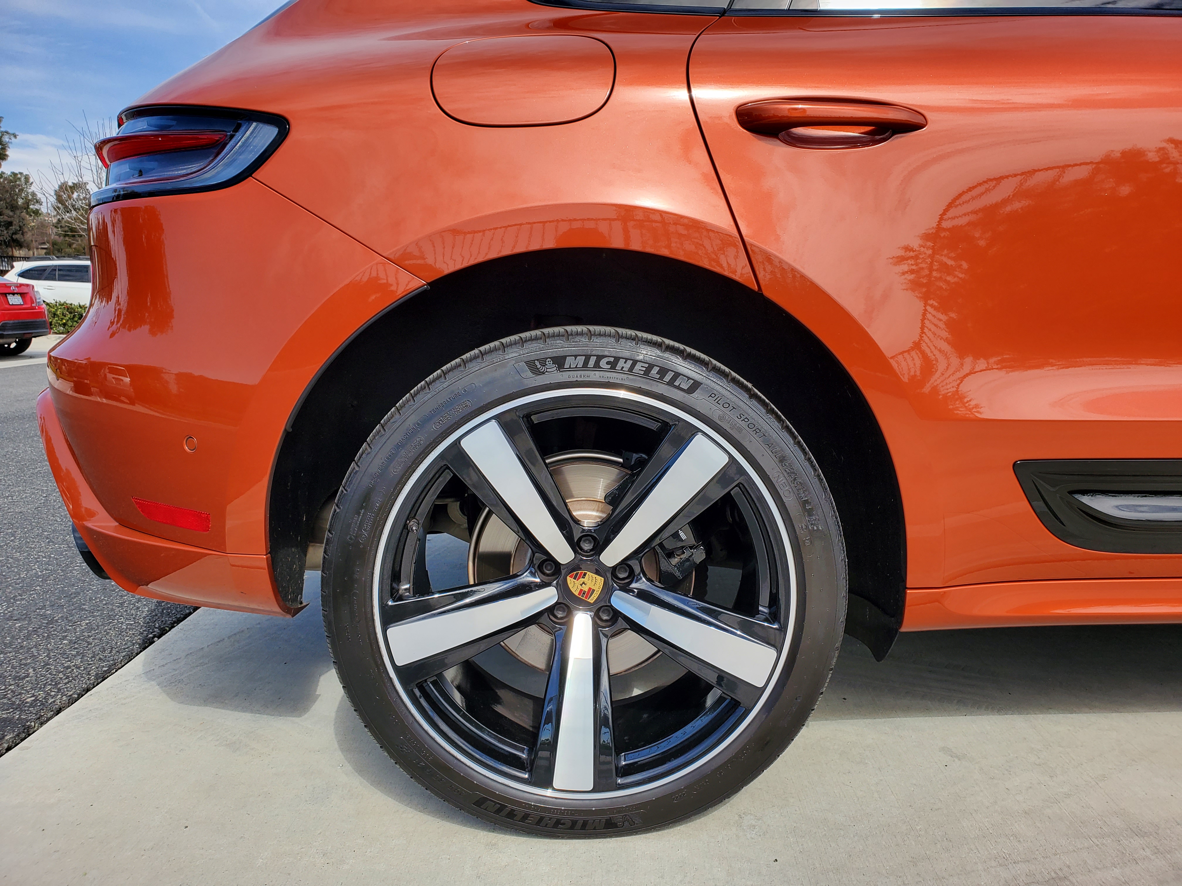Used 2022 Porsche Macan S AWD/4WD image 24