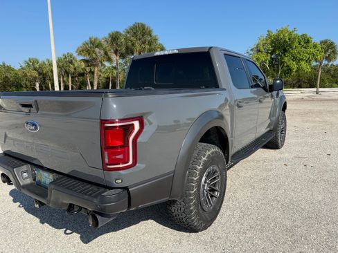 Used 2020 Ford F150 Raptor w/ Equipment Group 802A Luxury AWD/4WD image 9
