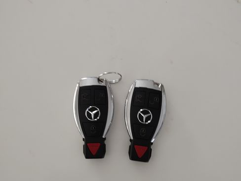 Used 2013 Mercedes-Benz SL 63 AMG image 14