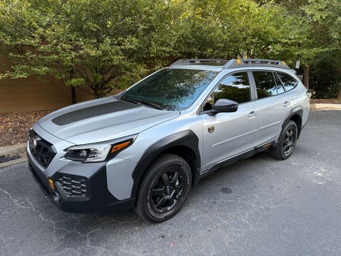 Used 2025 Subaru Outback Wilderness image 2