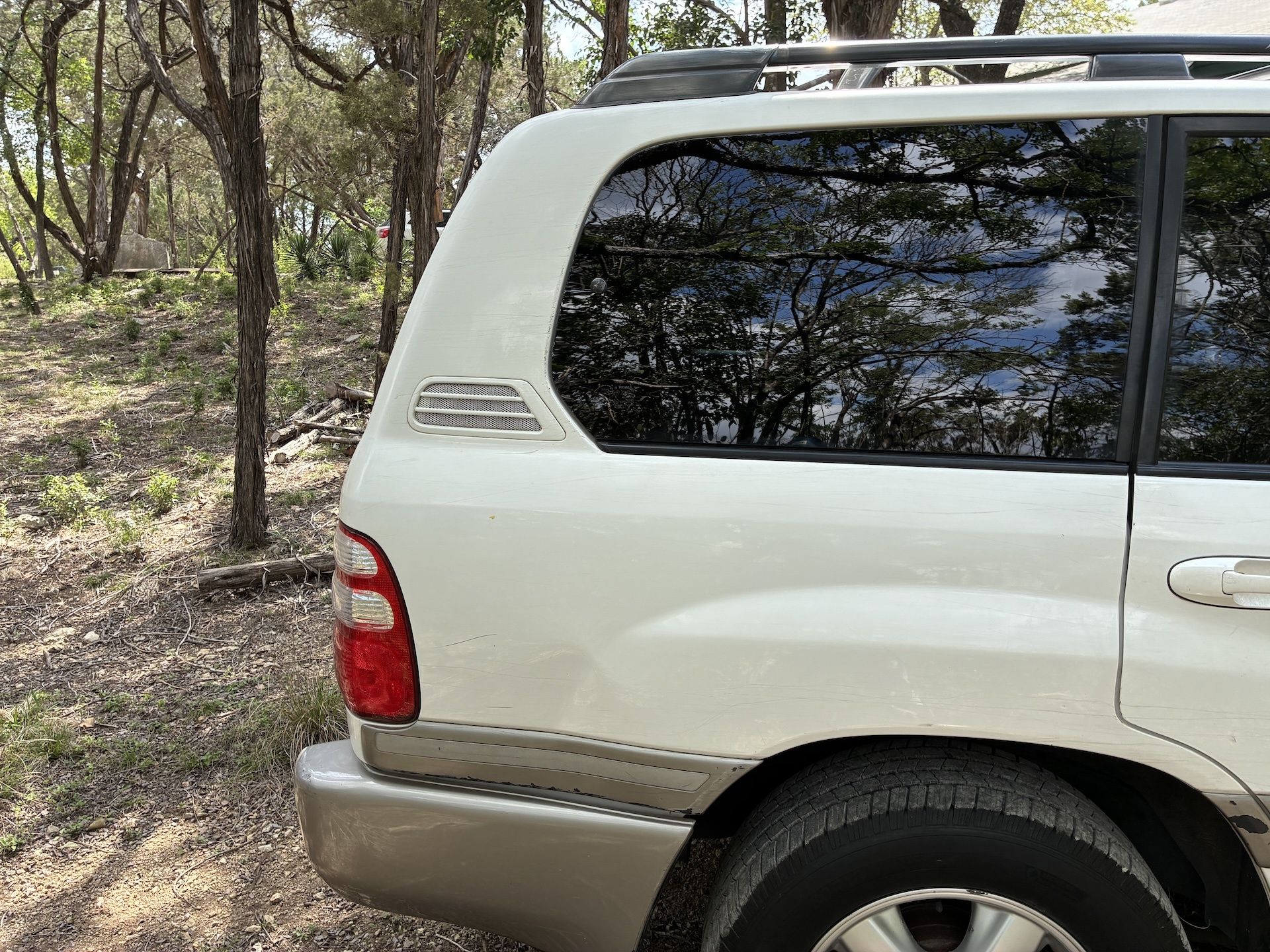 Used 2005 Toyota Land Cruiser AWD/4WD image 8