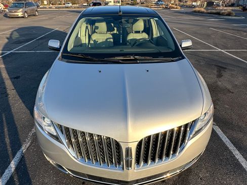 Used 2013 Lincoln MKX AWD image 13