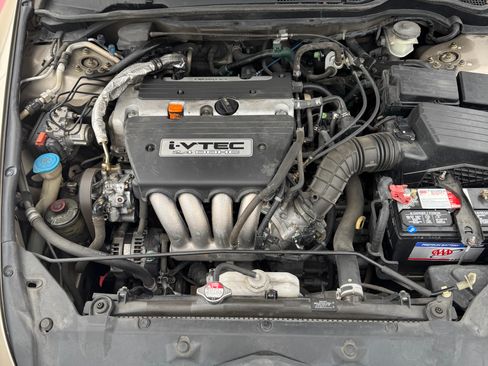 Used 2004 Honda Accord LX image 14