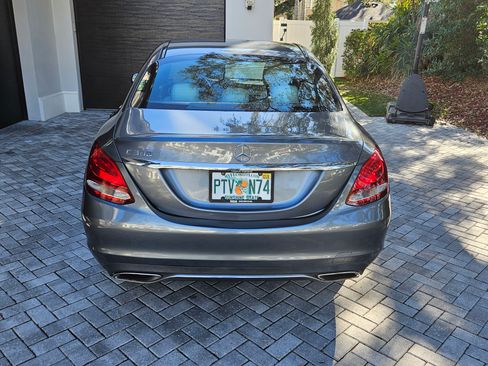 Used 2018 Mercedes-Benz C 300 Sedan image 9