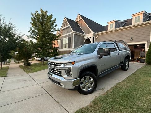 Used 2022 Chevrolet Silverado 2500 LTZ w/ Gooseneck/5TH Wheel Package AWD/4WD image 4
