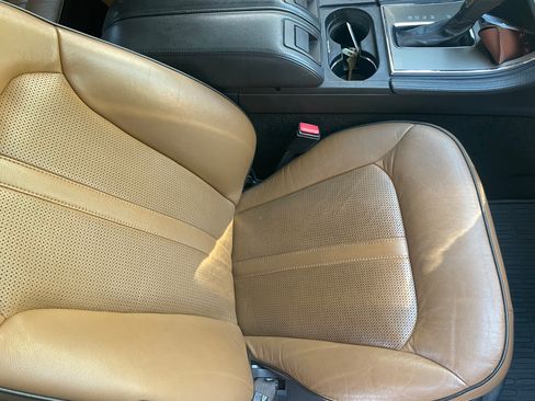 Used 2013 Lincoln MKX FWD image 11