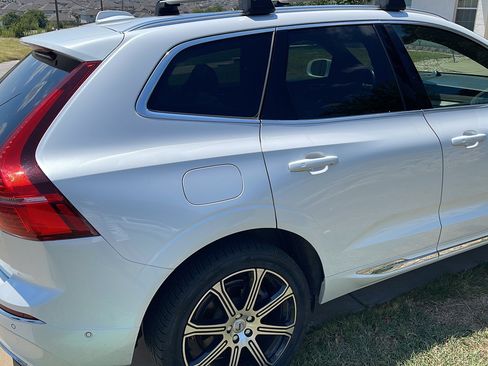 Used 2018 Volvo XC60 T6 Inscription w/ Convenience Package AWD/4WD image 2