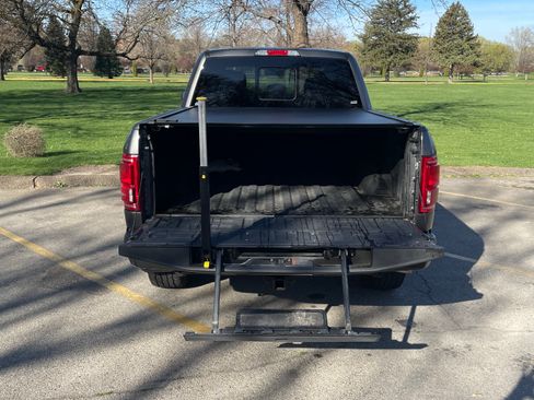 Used 2015 Ford F150 Lariat w/ Equipment Group 502A Luxury image 12