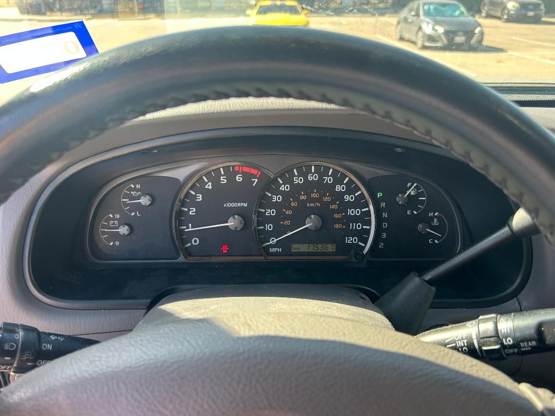 Used 2007 Toyota Sequoia Limited AWD/4WD image 17