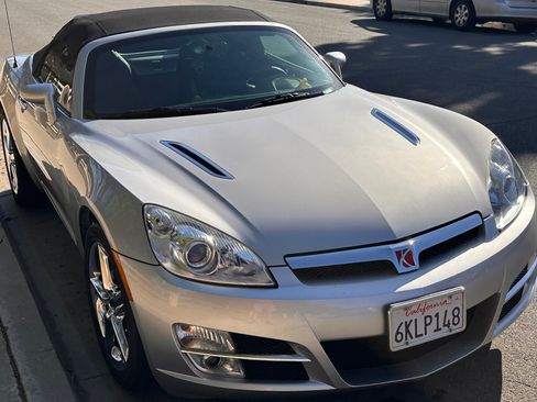 Used 2009 Saturn Sky w/ Premium Trim Package image 1