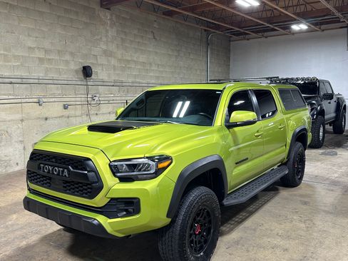 Used 2022 Toyota Tacoma TRD Pro image 2
