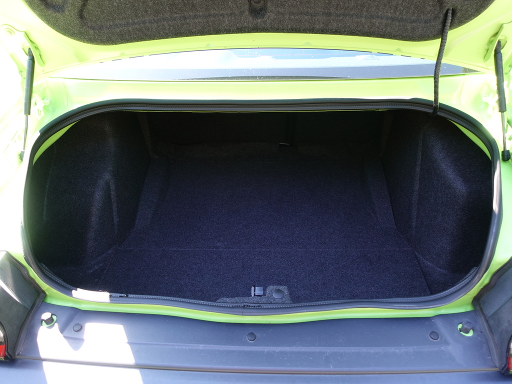 Used 2015 Dodge Challenger R/T Scat Pack RWD image 23