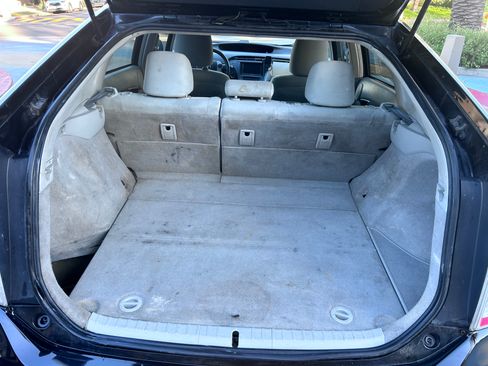 Used 2010 Toyota Prius Three image 9