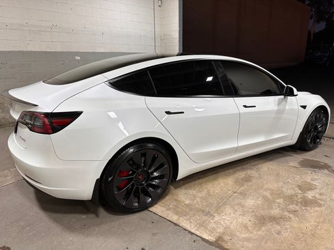 Used 2023 Tesla Model 3 Performance image 9