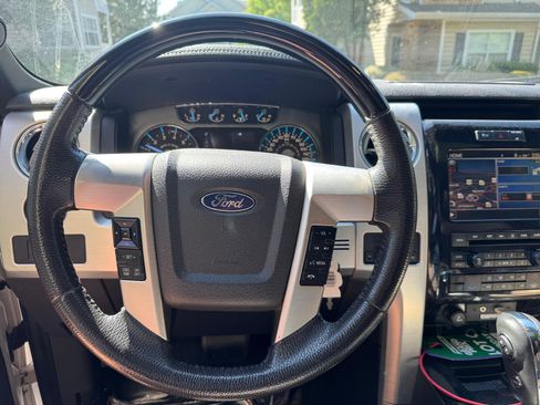 Used 2012 Ford F150 Platinum RWD image 10