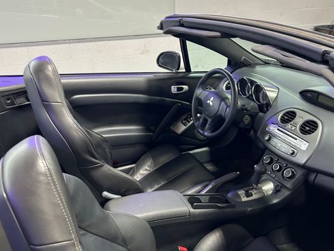 Used 2011 Mitsubishi Eclipse GS image 9