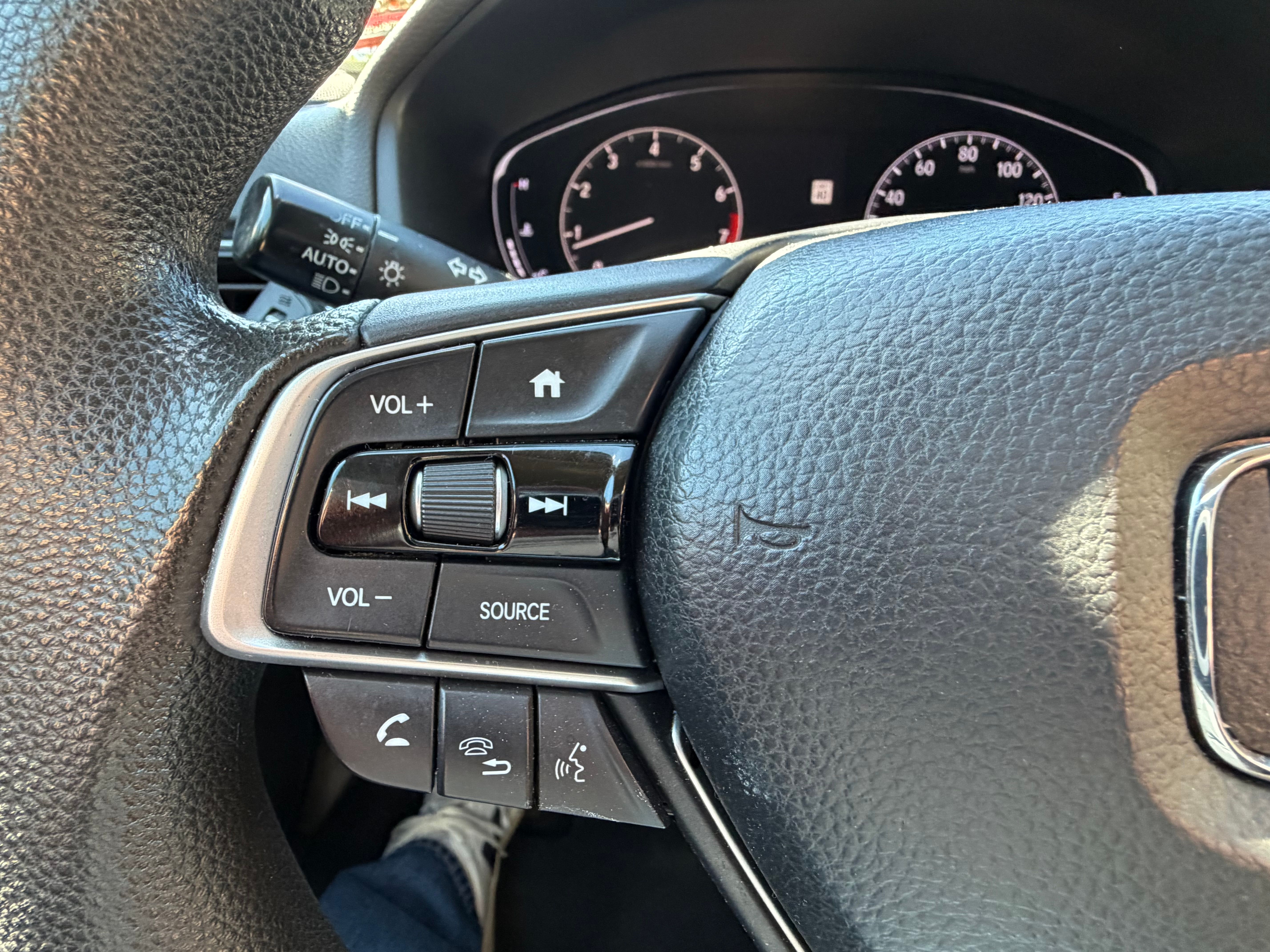 Used 2018 Honda Accord LX image 20