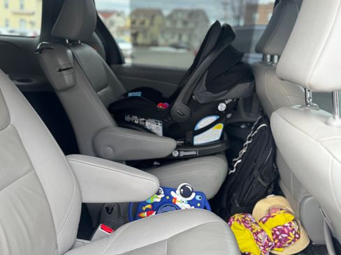 Used 2020 Toyota Sienna XLE Premium image 14