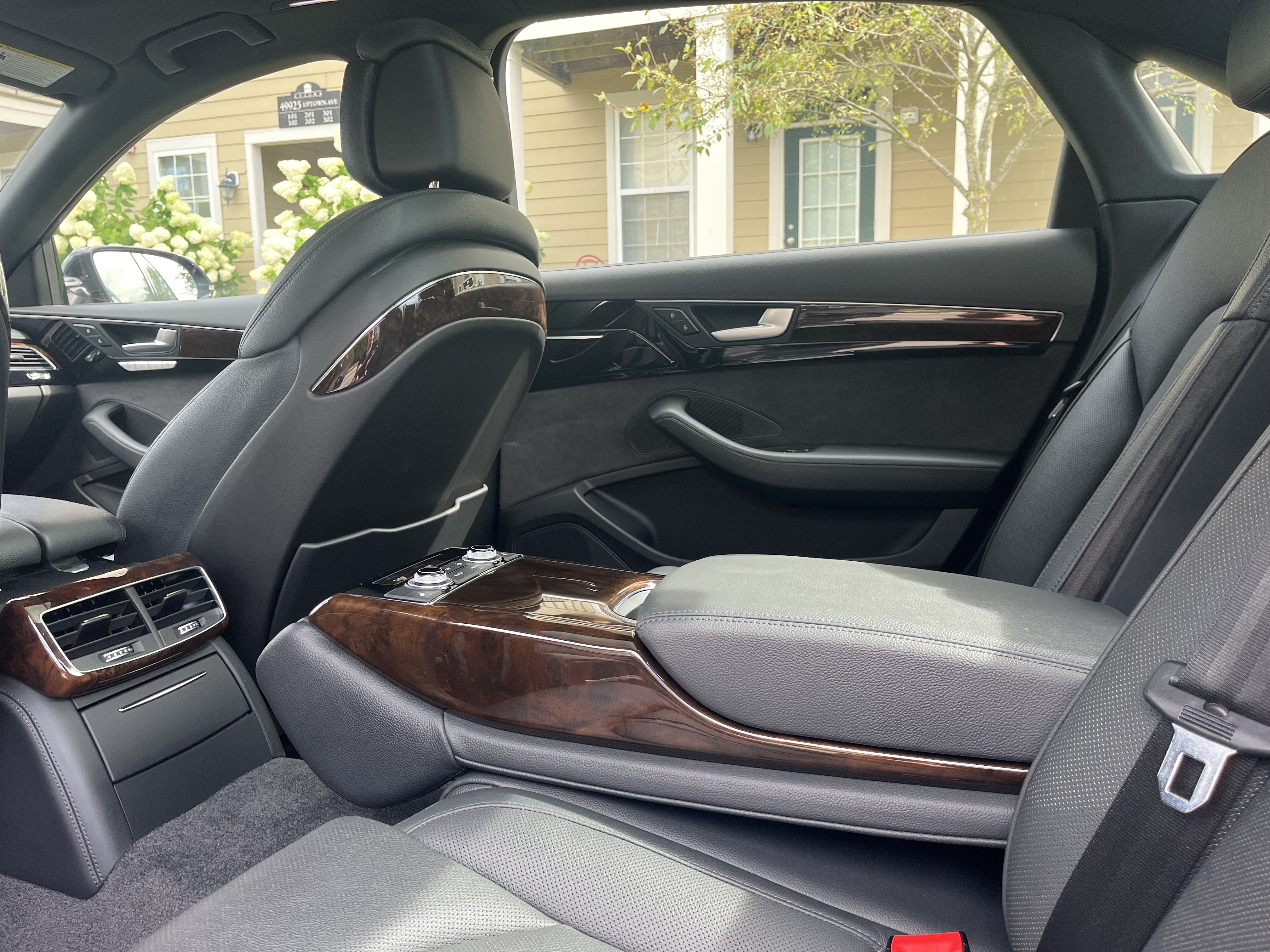 Used 2017 Audi A8 L 3.0T w/ Executive Package AWD/4WD image 13