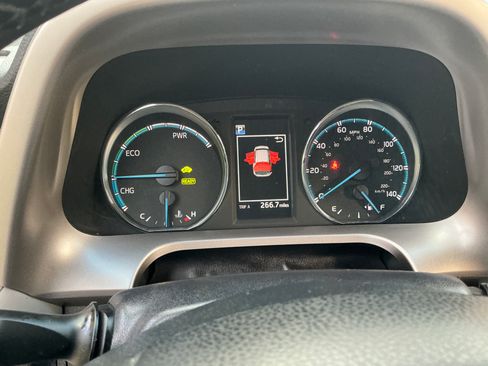 Used 2016 Toyota RAV4 XLE image 14