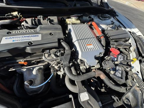 Used 2014 Honda Accord EX-L image 32