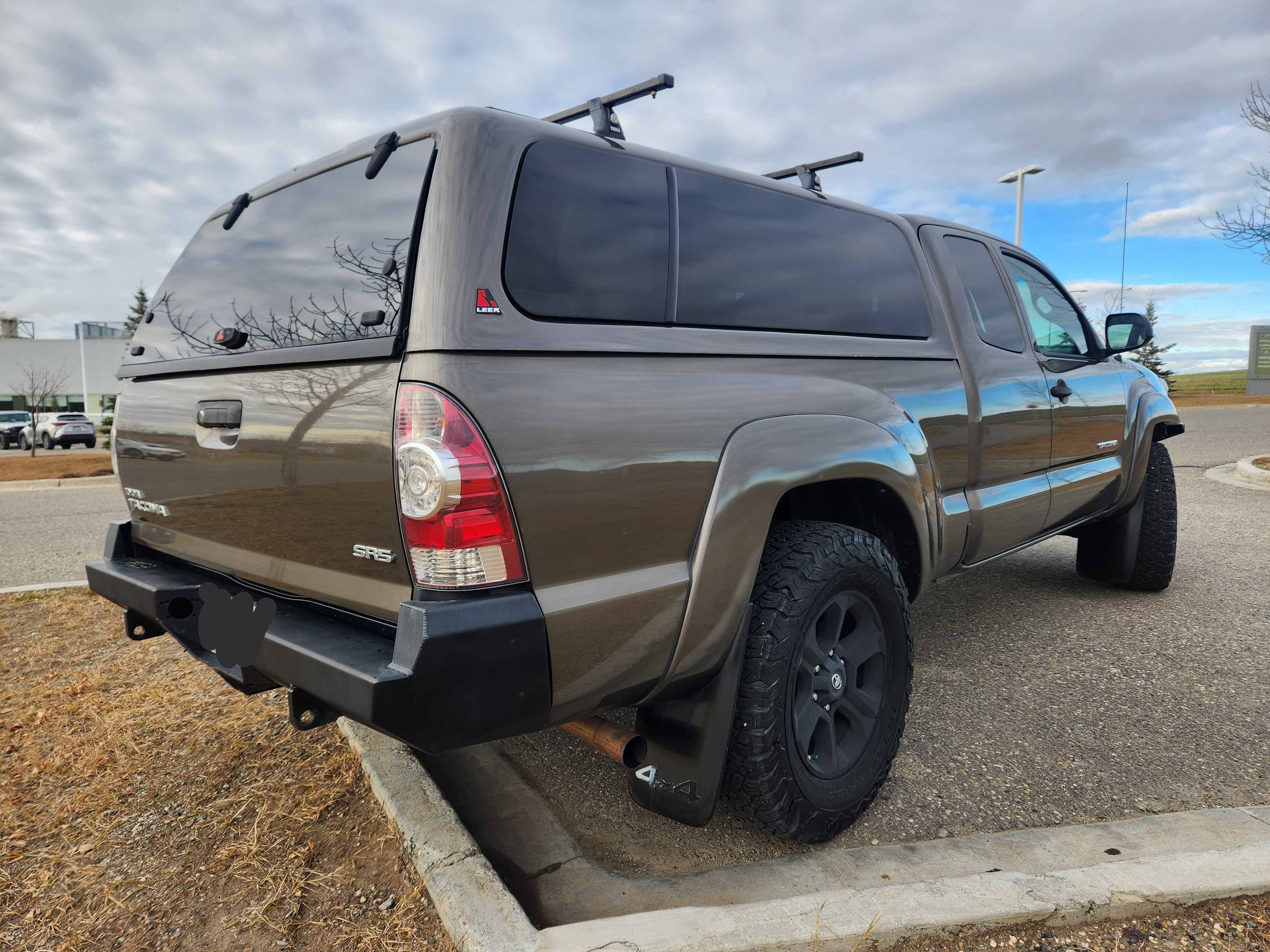 Used 2015 Toyota Tacoma 4x4 Access Cab w/ SR5 Package image 4