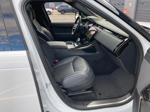 Used 2023 Land Rover Range Rover Sport SE Dynamic image 14