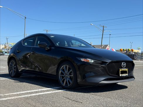 Used 2020 MAZDA MAZDA3 AWD Hatchback image 4