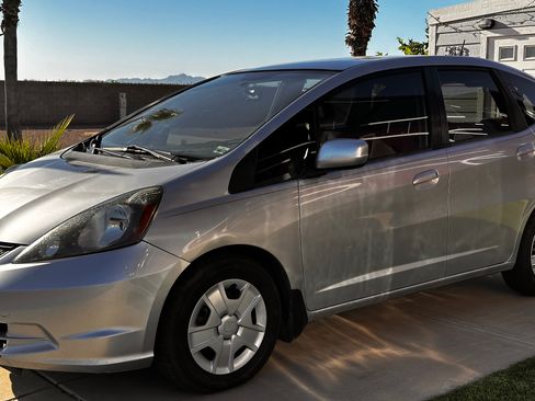 Used 2013 Honda Fit image 5