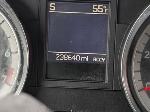 Used 2012 Dodge Grand Caravan Crew image 1