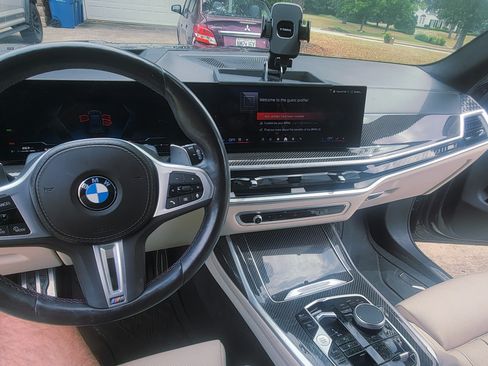 Used 2024 BMW X7 M60i AWD/4WD image 12