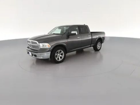 Used 2016 RAM 1500 Laramie w/ Convenience Group image 5