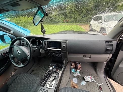 Used 2007 Toyota 4Runner SR5 RWD image 13
